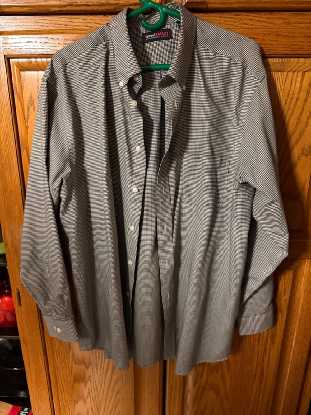 Roundtree & Yorke Black and White Micro-Check Button-Down Shirt